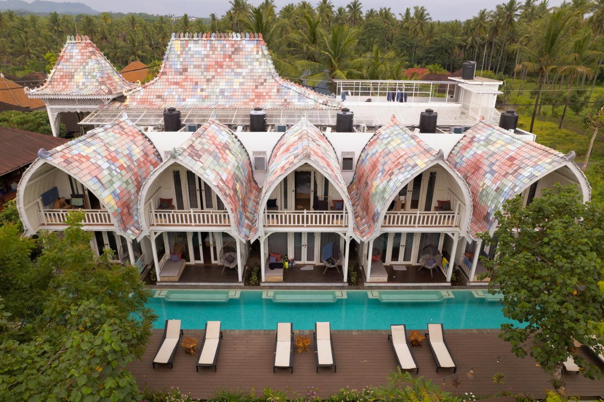Mambo Beach Resort Нуса Пенида Экстерьер фото